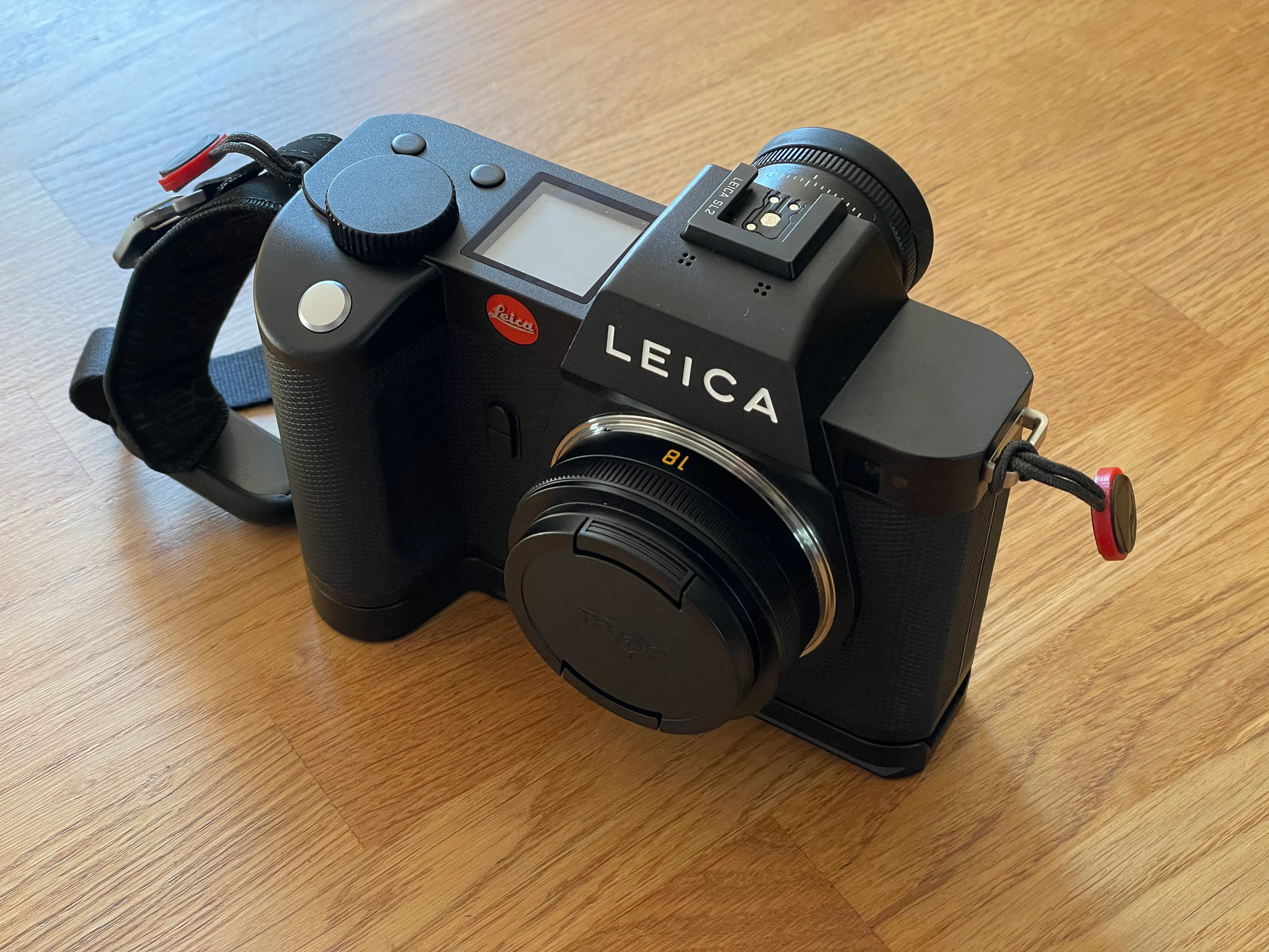 Leica SL2 + 18mm f/2.8 Elmarit-TL